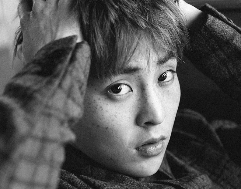 Updated: EXO's Xiumin Suffers Injury at 