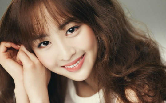 Dasom Reveals Hateful Comments She’s Received Online, Agency and Commenter Each Responds