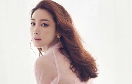 Choi Ji Woo Reveals How She Feels About YG Entertainment