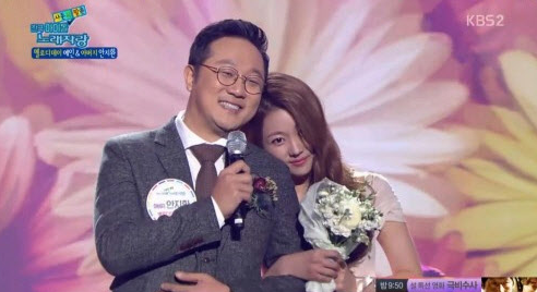 Watch: Melody Day's Yein Touches the Audience With a Beautiful Duet With Her Father