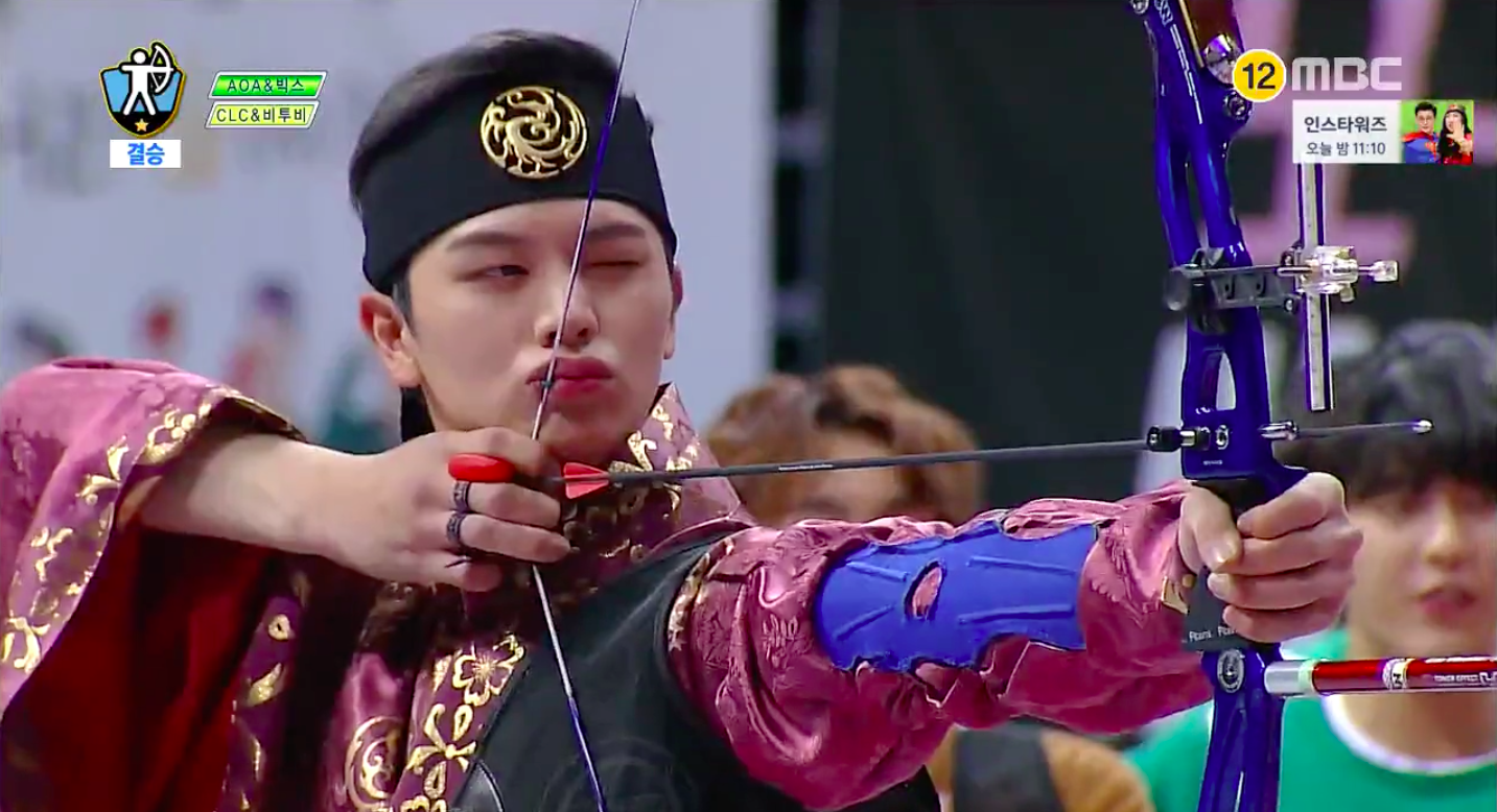 Watch: Male and Female Groups Reveal Their Archery Skills at “2016 Idol Star Athletics Championships”