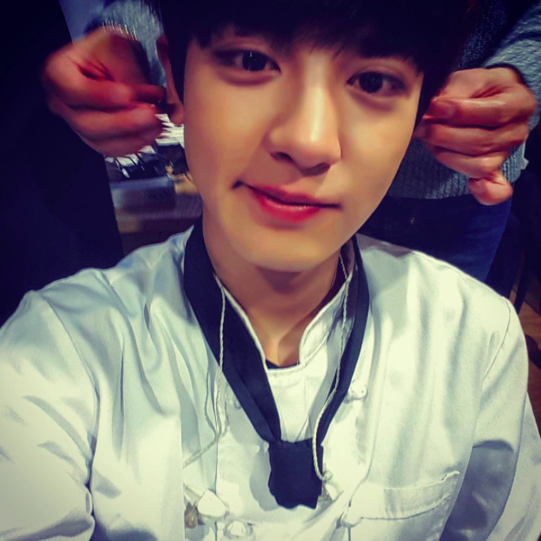 EXO's Chanyeol Begs Sasaengs to Stop Invading His Privacy