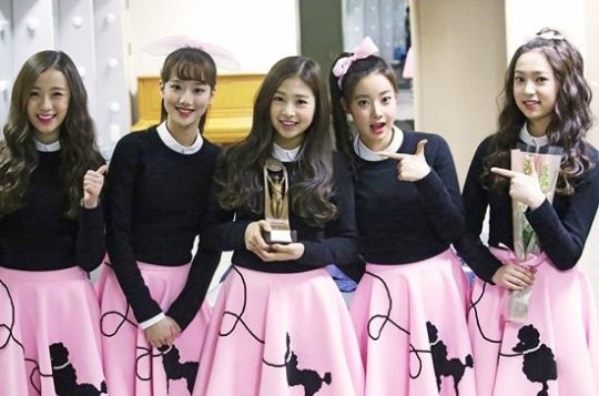 April Takes Home Rookie of the Year Award at the '22nd Korean Entertainment Arts Awards'