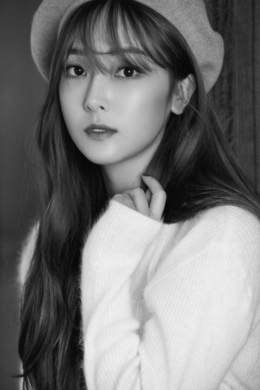 Jessica Signs With Coridel Entertainment, Headed By Tyler Kwon
