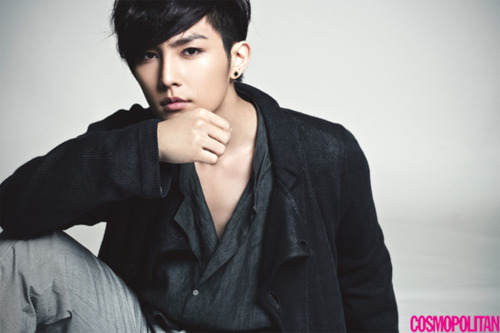 The Deets on 'Refresh Man' Star Aaron Yan