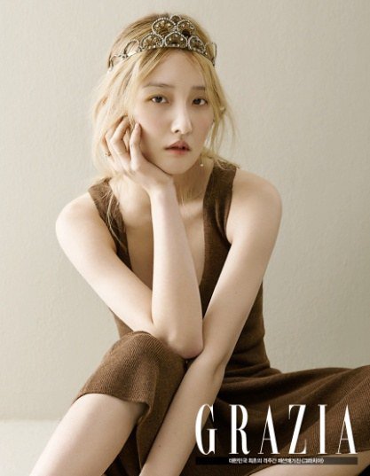 4Minute's Jihyun Exudes Natural Beauty for Grazia