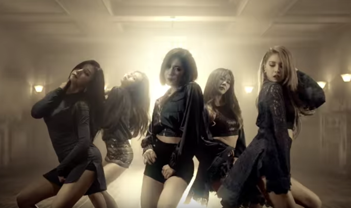 Watch: FIESTAR Takes a Look in the 