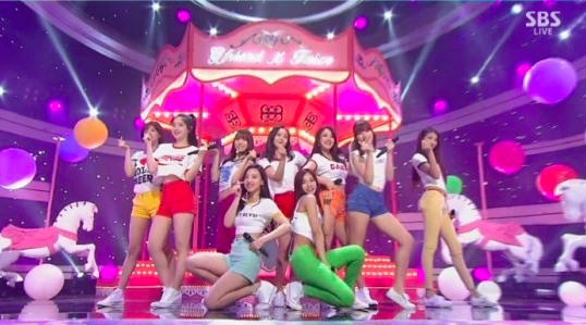 Watch: TWICE and GFRIEND Are a Blast From the Past With “Gee” Performance