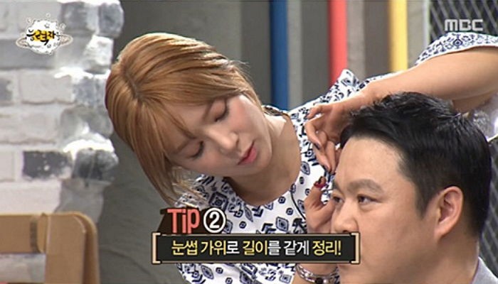 Watch: AOA's Choa Gives Kim Gura an Eyebrow Makeover