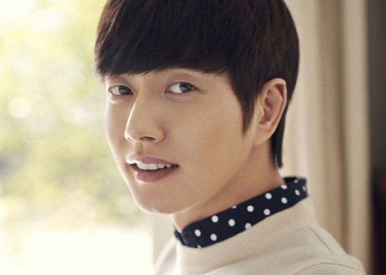 Park Hae Jin to Donate Proceeds From 10th Debut Anniversary Fan Meeting to Charity