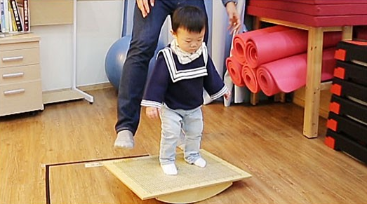 Daebak Flaunts His Athletic Prowess on 'The Return of Superman'