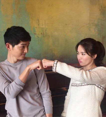 How Did the “Descendants of the Sun” Crew React to Song Joong Ki and Song Hye Kyo’s Dating Rumors?