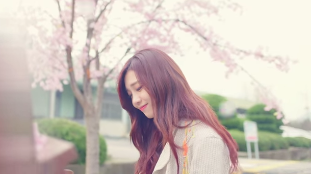 Update: A Pink's Jung Eun Ji Is as Beautiful as Cherry Blossoms in MV Teaser for 'Hopefully Sky'
