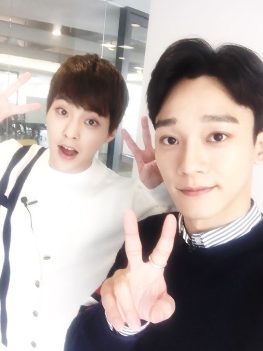 EXO’s Xiumin and Chen to Star in New Online Travel Variety Show