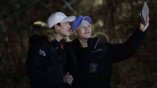 Watch: GOT7's Jackson Surprises MONSTA X's Jooheon With Girlfriend Confession On 