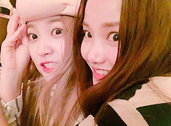 Red Velvet's Yeri And Ha Yeon Soo Are Adorable Doppelgangers