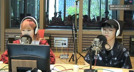 Akdong Musician Talks About Taking Their School Graduation Exams