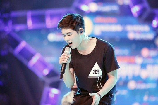 Watch: ZE:A's Dongjun Performs Thrilling Cover Of Super Junior's 'U'