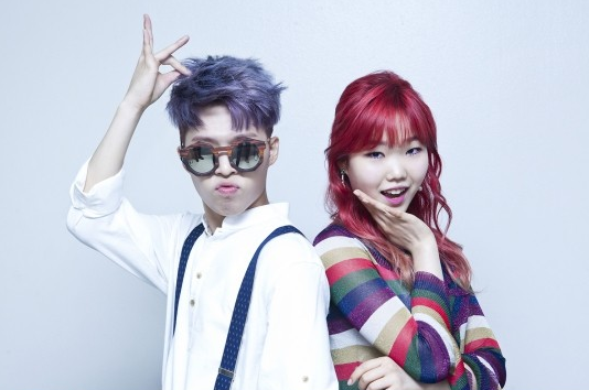 Akdong Musician Finds Their Own Doppelgängers Back In History