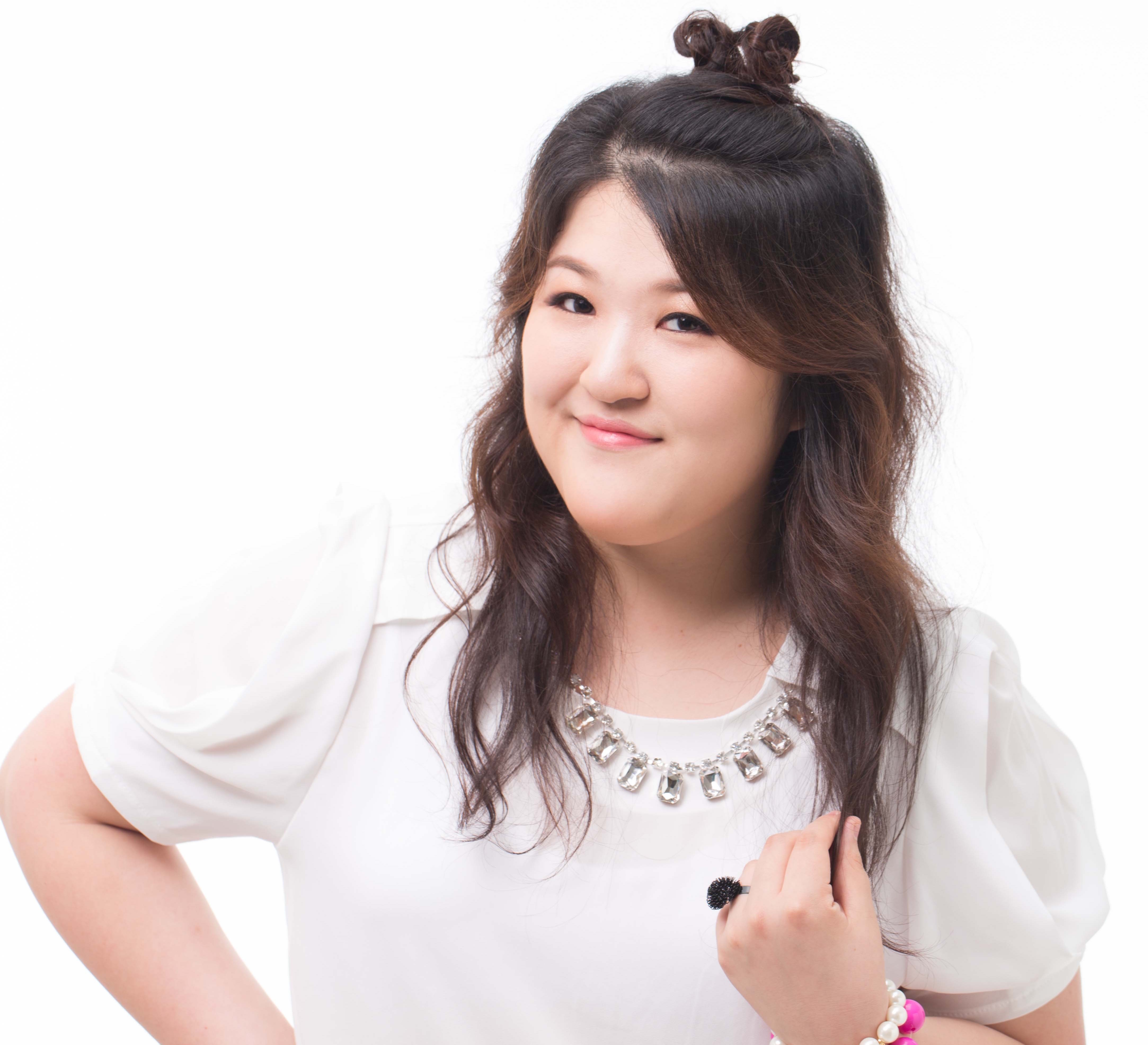 Lee Guk Joo Taken To Hospital After Injury On Set