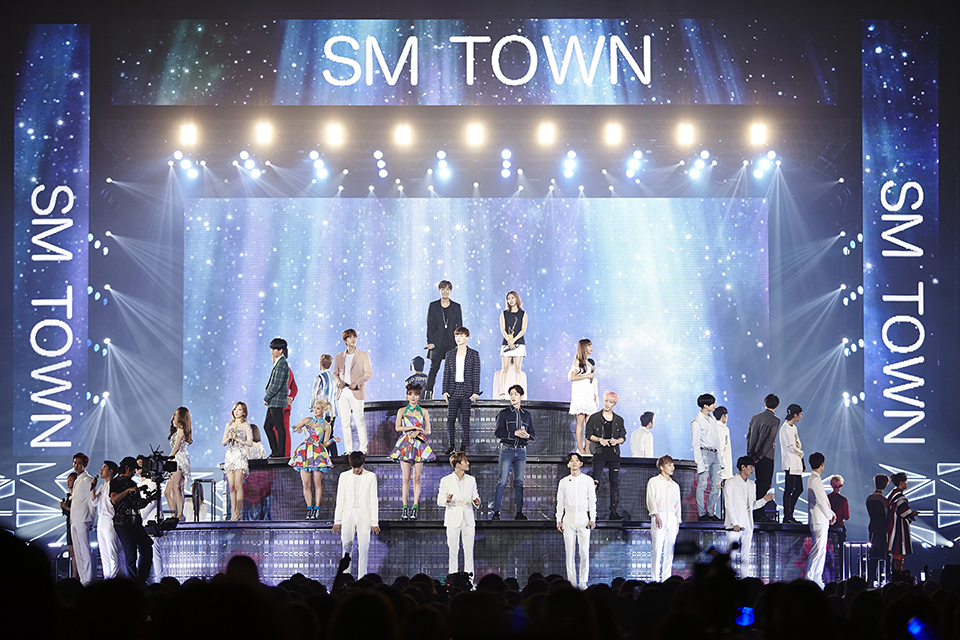 SMTOWN Osaka Tour Wraps Up With A Bang