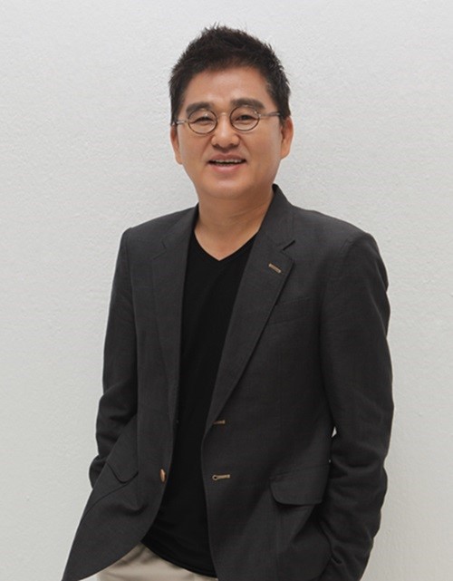 Chairman Hong Seung Sung Returns To Cube Entertainment