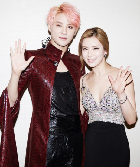 Actress Jung Sun Ah Says She's Learned A Lot From XIA (Junsu) About Acting