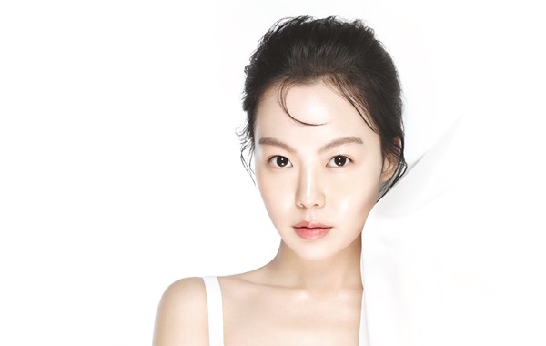 Kim Min Hee Is Fined By Cosmetics Company Following Scandal