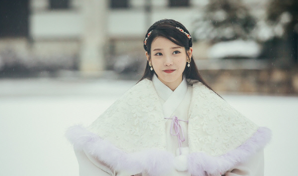'Scarlet Heart: Goryeo' PD Is Positive That IU Is An Acting Genius