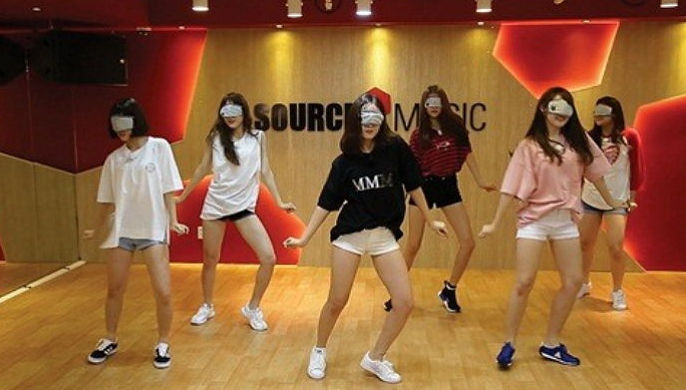 Watch: GFRIEND Demonstrates Sharp Choreography While Blindfolded