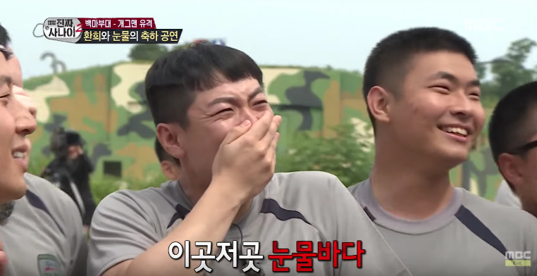 Watch: TWICE And EXID Perform On 'Real Men' And The Soldiers Can't Even