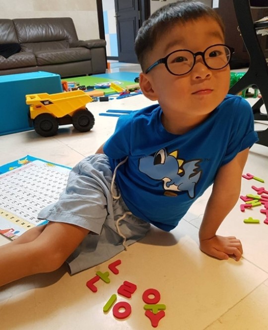 Song Il Gook Gives An Update On Daehan, Who Is Growing Up So Fast