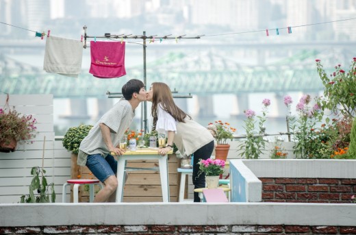 Song Jae Rim And Kim So Eun Tap Into Their Newlywed Past For 'Our Gap Soon'