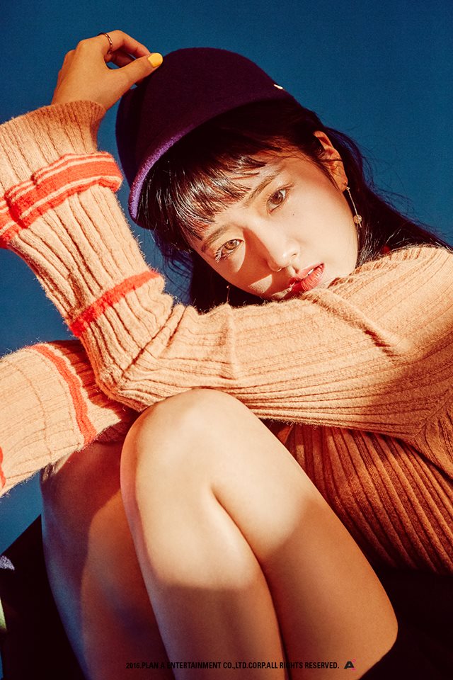 A Pink's Bomi Is Chic And Feminine In Comeback Teasers