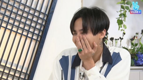 Fortune Teller Looks Into G-Dragon's Future Love Life And Wealth