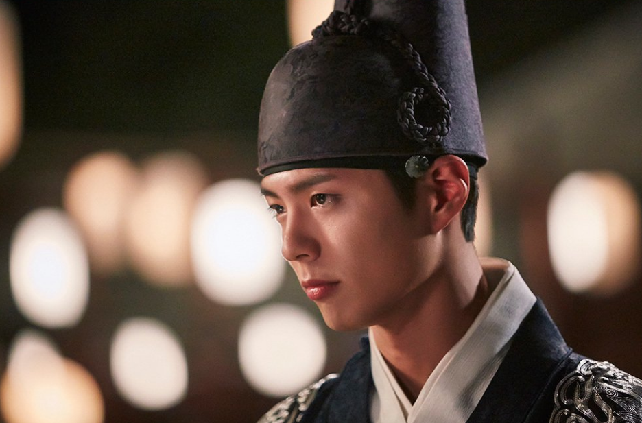 'Moonlight Drawn By Clouds' Writer Sings The Praises Of Park Bo Gum