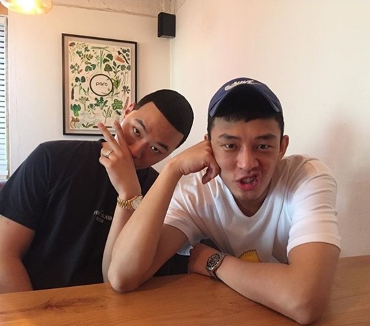 Yoo Ah In Finally Meets His Favorite Rapper BewhY