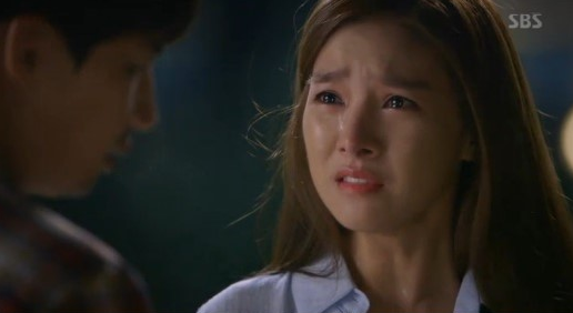 Watch: Kim So Eun Slaps Song Jae Rim 10 Times In Tearful Scene On “Our Gap Soon”