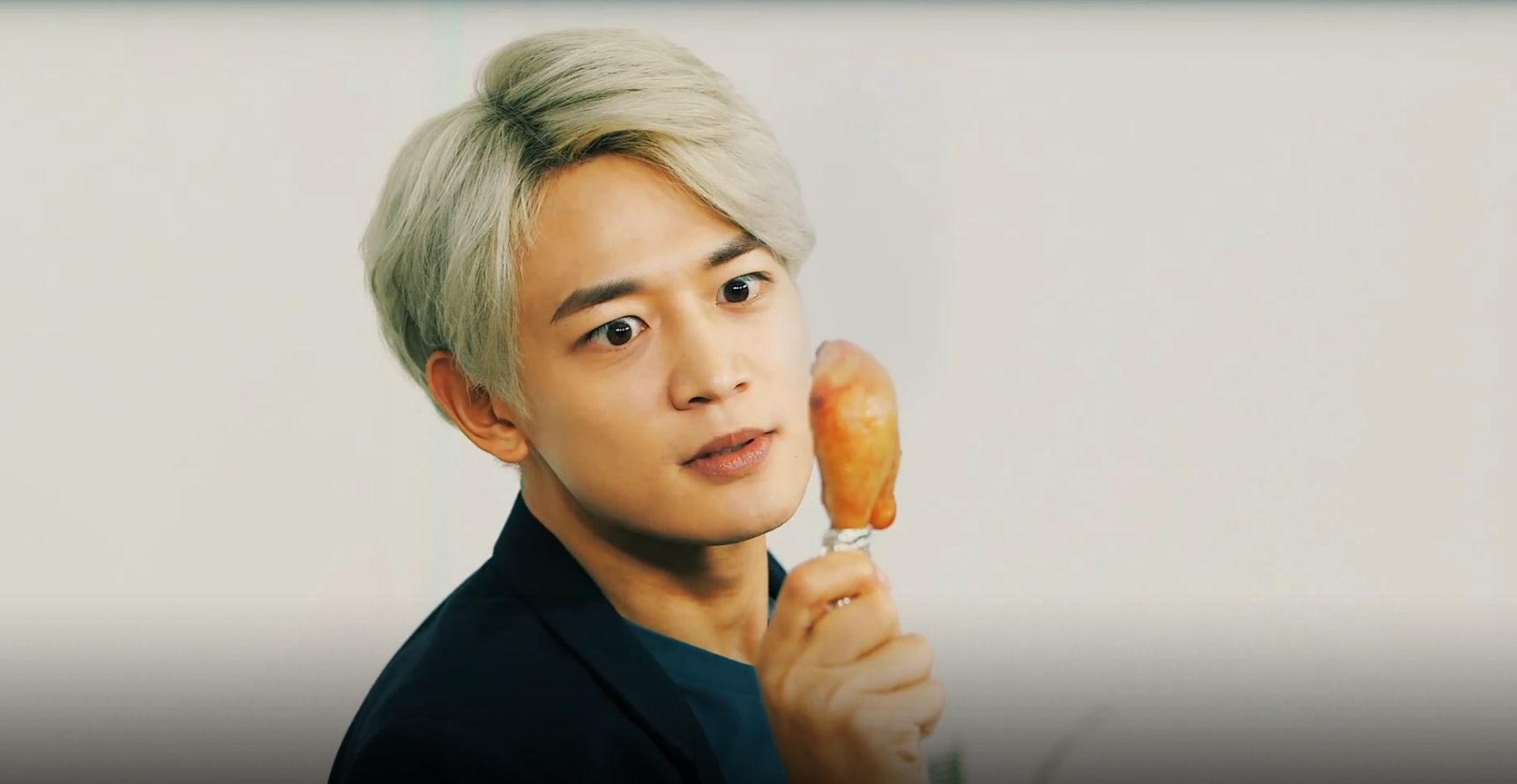 Minho Cooking Chicken With His Flaming Gaze Is Just One Of Many Precious (Embarrassing) Moments In SHINee’s Comeback Teaser