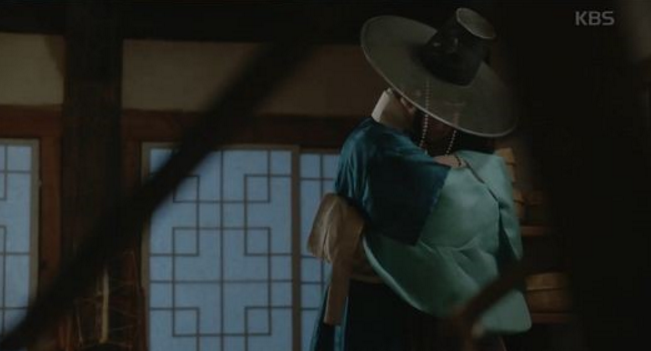 'Moonlight Drawn By Clouds' Scene Brings In Highest Ratings For Episode 14