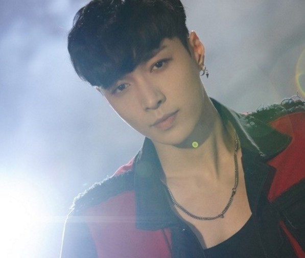 EXO Member Lay's Solo Track Title And First Stage Revealed