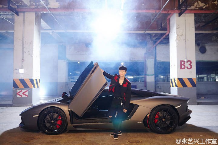 EXO's Lay Joins 1 Million Views Club In Less Than 24 Hours Since 'What U Need' Release