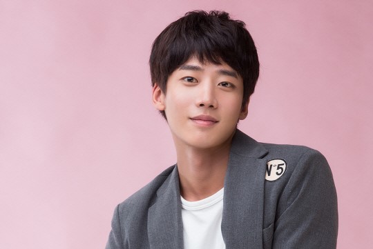 Actor Choi Chang Yeob Arrested For Illegal Drug Use, Agency Responds