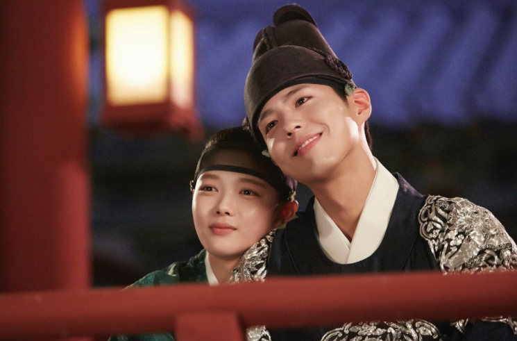 Park Bo Gum Dishes On How He And Kim Yoo Jung Got So Close So Quickly