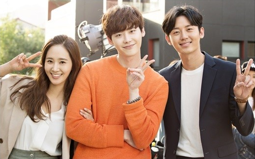 Lee Jong Suk Joins Park Shin Hye For Cameos In New SBS Drama