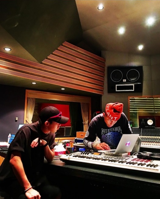 BIGBANG's G-Dragon Shares Photos With Pharrell Williams In The Studio