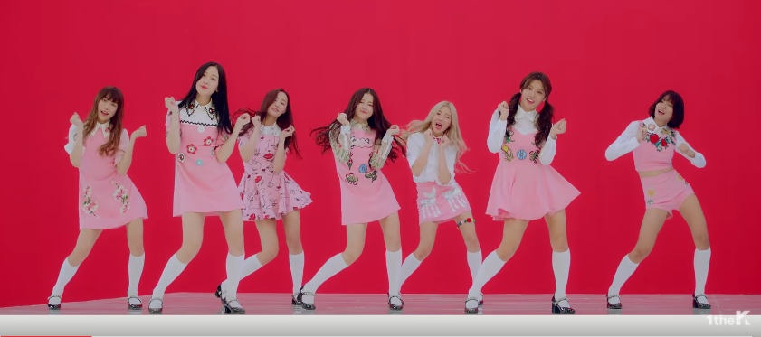 Watch: MOMOLAND Debuts With Whimsical 