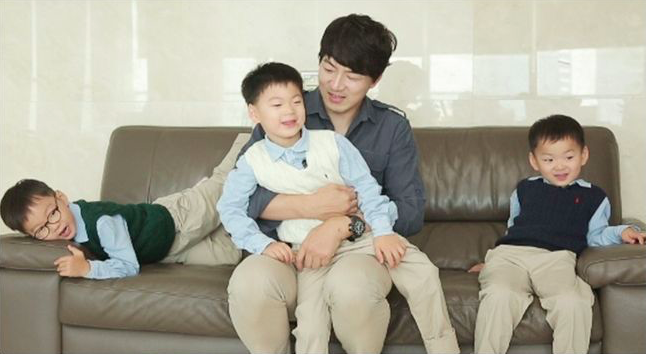 Song Triplets Are Growing But Still Super Cute On 