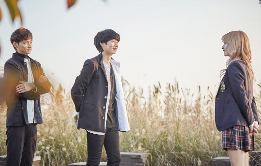 Kim Heechul And Min Kyung Hoon To Release Music Video Featuring TWICE's Momo