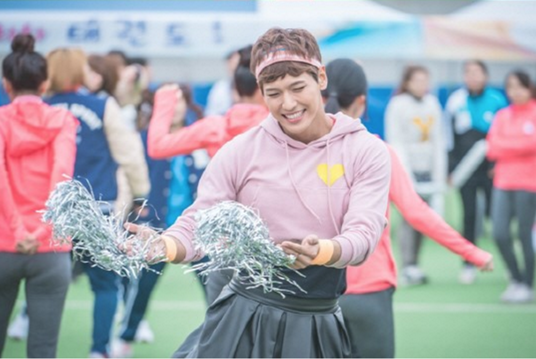 Ji Il Joo Dresses Up As A Cheerleader In Latest 